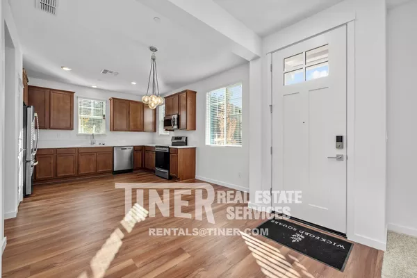 3 bedrooms apartment for rent in Valley Hi / North Laguna - SW SAC, Sacramento