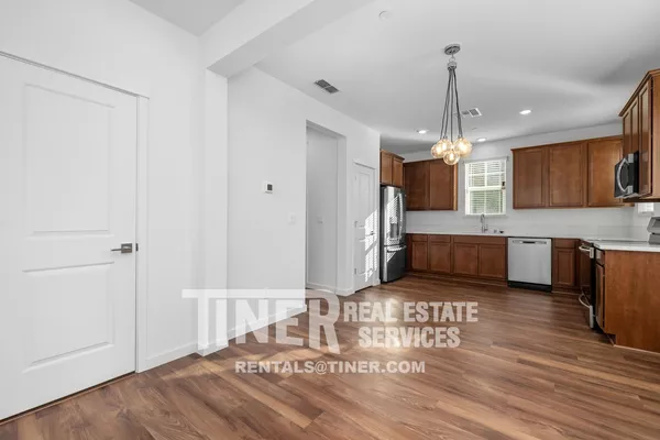 3 bedrooms apartment for rent in Valley Hi / North Laguna - SW SAC, Sacramento