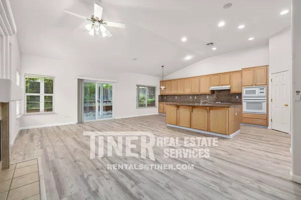 4 bedrooms apartment for rent in Natomas Crossing - North SAC, Sacramento