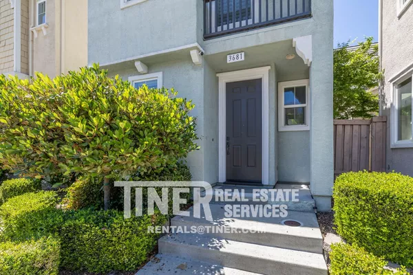 3 bedrooms apartment for rent in Metro Center - North SAC, Sacramento