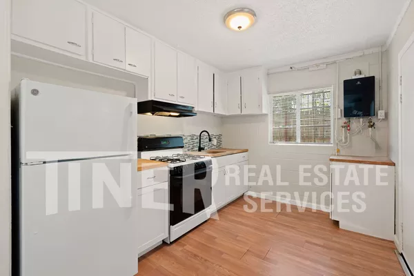 2 bedrooms apartment for rent in Woodlake - North SAC, Sacramento