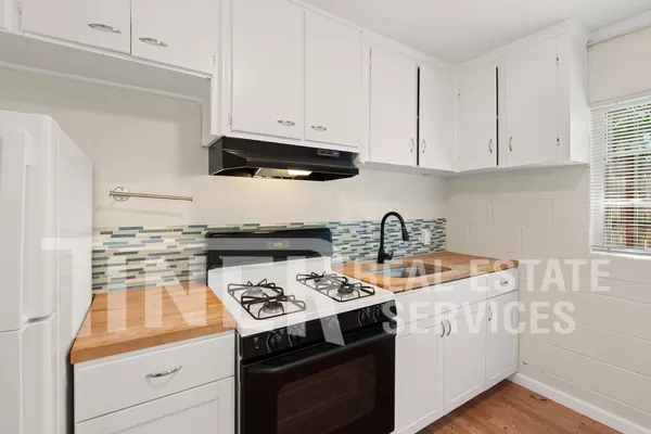 2 bedrooms apartment for rent in Woodlake - North SAC, Sacramento