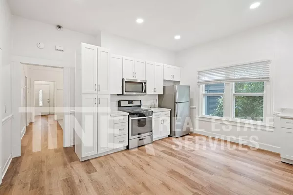 3 bedrooms apartment for rent in Mansion Flats - Central SAC, Sacramento