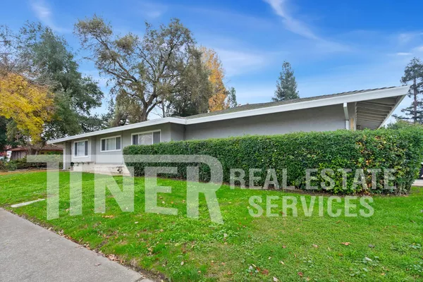 2 bedrooms apartment for rent in Freeport Manor - SW SAC, Sacramento
