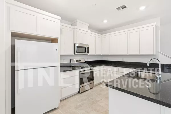 3 bedrooms apartment for rent in Vinyard - Outer SAC, Sacramento