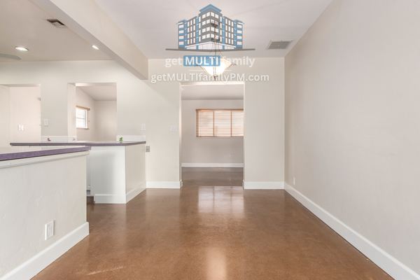 3 bedrooms apartment for rent in Biltmore Area - Phoenix, Phoenix