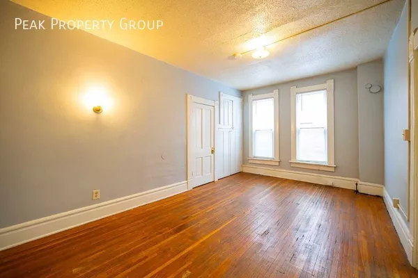 Studio Apartment for rent in Dennison Place - Central Columbus, Columbus