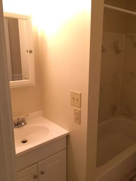 Studio Apartment for rent in Dennison Place - Central Columbus, Columbus