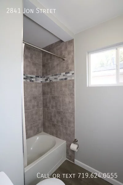 5 bedrooms apartment for rent in East Colorado Springs - East COS, Colorado Springs