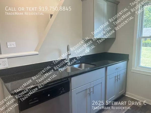 2 bedrooms apartment for rent in Renaissance Park - South Raleigh, Raleigh