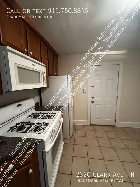 2 bedrooms apartment for rent in Fairmont - Central Raleigh, Raleigh