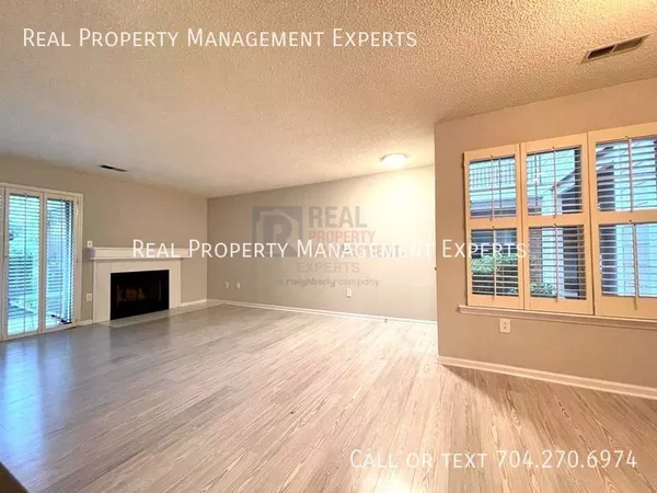 2 bedrooms apartment for rent in Beverly Woods - South Charlotte, Charlotte