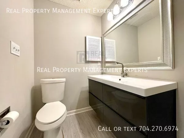 2 bedrooms apartment for rent in Beverly Woods - South Charlotte, Charlotte