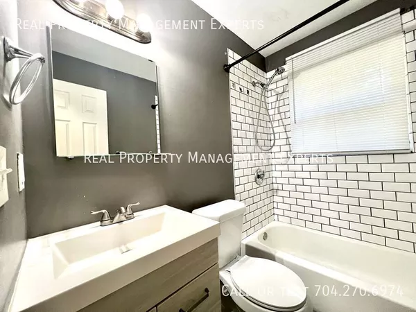 2 bedrooms apartment for rent in Country Club Heights - East Charlotte, Charlotte