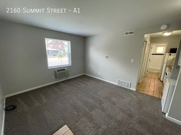 1 bedroom apartment for rent in Iuka Ravine/Indianola Forest - North Columbus, Columbus