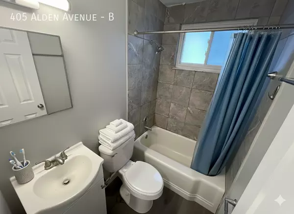 1 bedroom apartment for rent in Iuka Ravine/Indianola Forest - North Columbus, Columbus