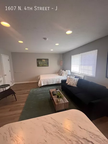 Studio Apartment for rent in Indianola Terrace - North Columbus, Columbus