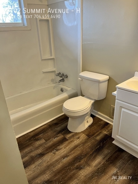 2 bedrooms apartment for rent in North Greensboro - Greensboro, Greensboro