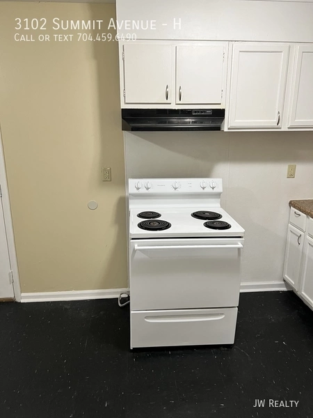 2 bedrooms apartment for rent in North Greensboro - Greensboro, Greensboro