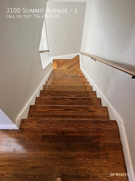 3 bedrooms apartment for rent in North Greensboro - Greensboro, Greensboro