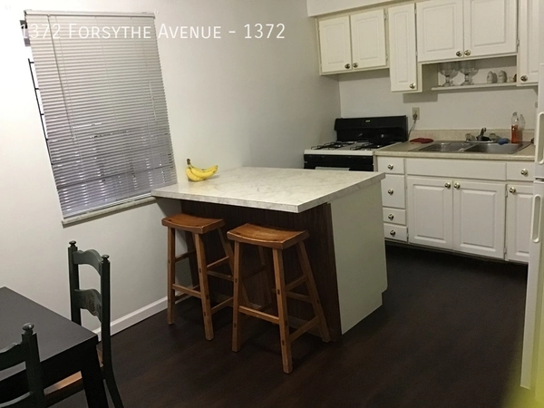 2 bedrooms apartment for rent in Dennison Place - Central Columbus, Columbus