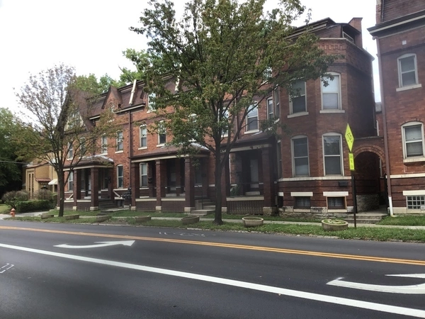 Studio Apartment for rent in Dennison Place - Central Columbus, Columbus