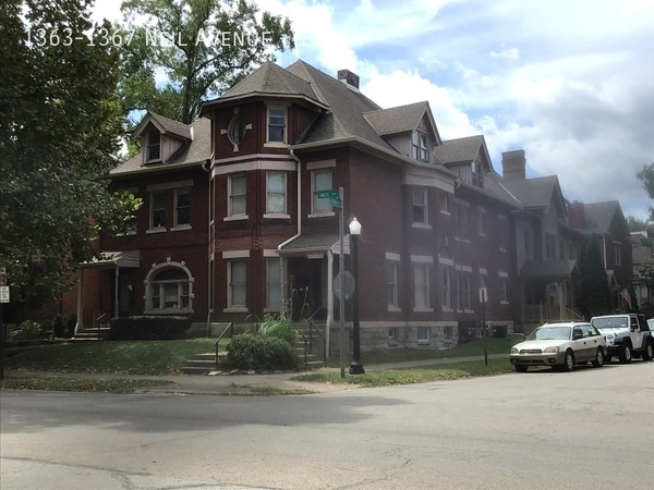 2 bedrooms apartment for rent in Dennison Place - Central Columbus, Columbus