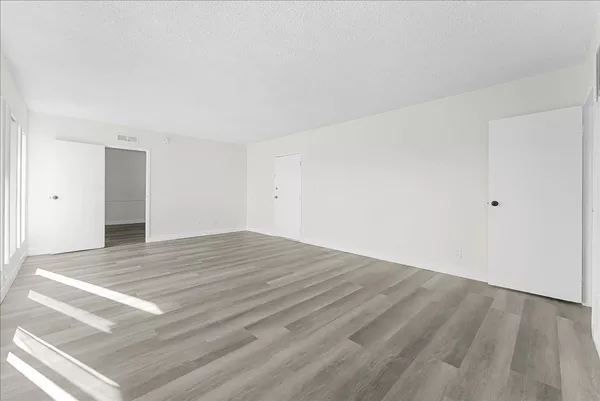 3 bedrooms apartment for rent in Mid City - Central Los Angeles, Los Angeles