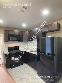 3 bedrooms apartment for rent in Mill Creek - West Philadelphia, Philadelphia