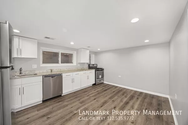 3 bedrooms apartment for rent in Irving Park - Northwest Side, Chicago