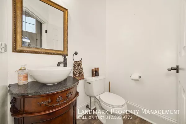 3 bedrooms apartment for rent in Clearing - Southwest Side, Chicago