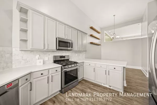 3 bedrooms apartment for rent in Clearing - Southwest Side, Chicago