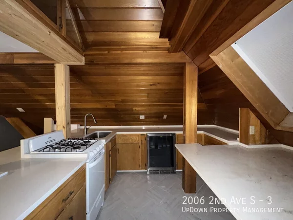 Studio Apartment for rent in Stevens Square-Loring Heights - Central Minneapolis, Minneapolis