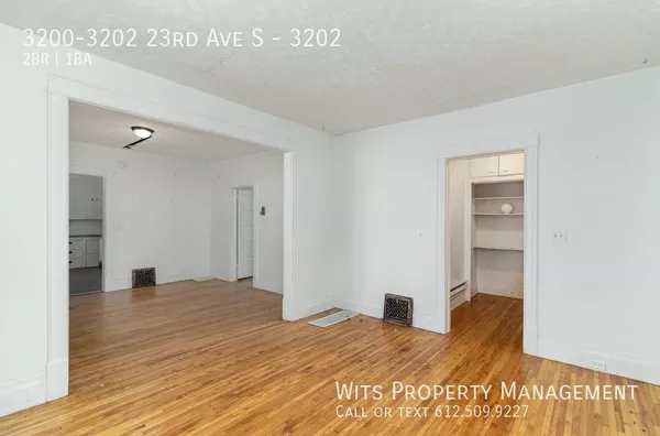 2 bedrooms apartment for rent in Corcoran - Powderhorn, Minneapolis