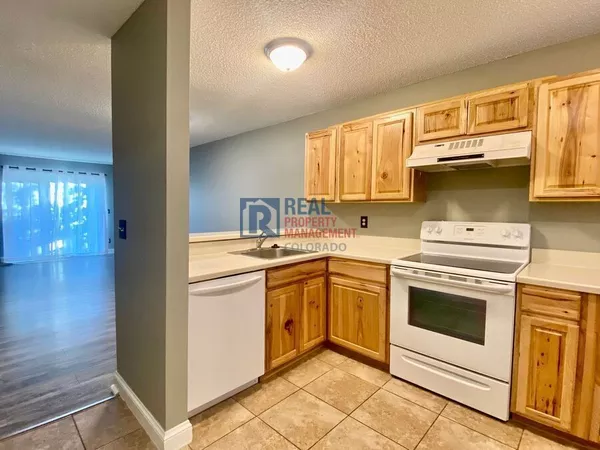 2 bedrooms apartment for rent in Washington Virginia Vale - East Denver, Denver