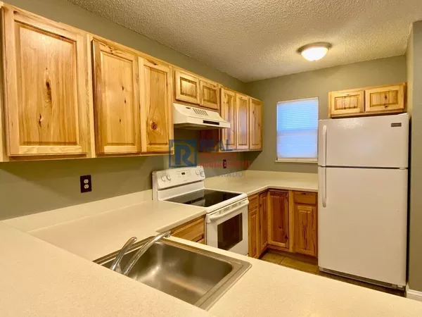 2 bedrooms apartment for rent in Washington Virginia Vale - East Denver, Denver