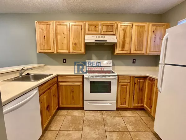 2 bedrooms apartment for rent in Washington Virginia Vale - East Denver, Denver
