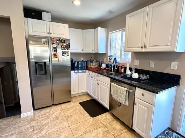 4 bedrooms apartment for rent in Southeast Colorado Springs - South COS, Colorado Springs