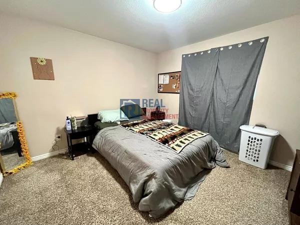 4 bedrooms apartment for rent in Southeast Colorado Springs - South COS, Colorado Springs