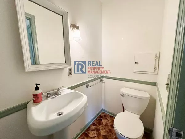 4 bedrooms apartment for rent in University Hills - South Denver, Denver