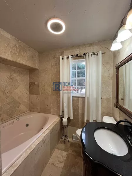 4 bedrooms apartment for rent in Harvey Park - South Denver, Denver