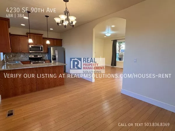 4 bedrooms apartment for rent in Foster-Powell - SE Portland, Portland