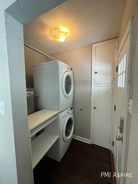 3 bedrooms apartment for rent in East Colfax - East Denver, Denver