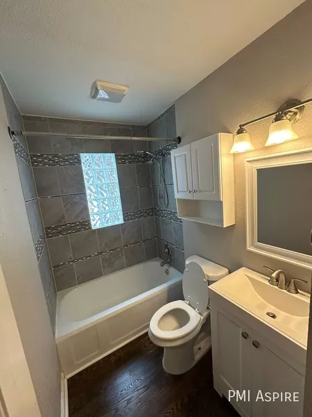 3 bedrooms apartment for rent in East Colfax - East Denver, Denver