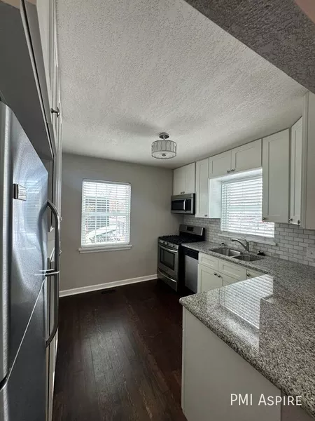 3 bedrooms apartment for rent in East Colfax - East Denver, Denver