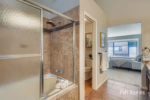 3 bedrooms apartment for rent in Washington Virginia Vale - East Denver, Denver