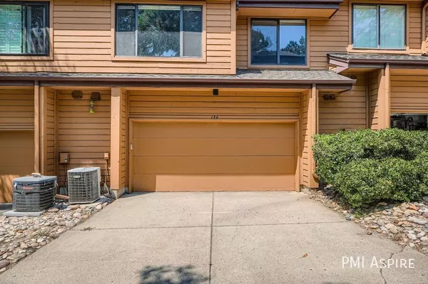 3 bedrooms apartment for rent in Washington Virginia Vale - East Denver, Denver