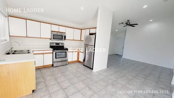 3 bedrooms apartment for rent in Maryvale - Phoenix, Phoenix