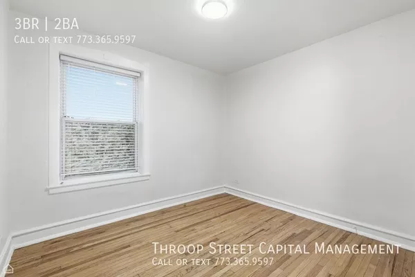 3 bedrooms apartment for rent in Washington Park - South Side, Chicago