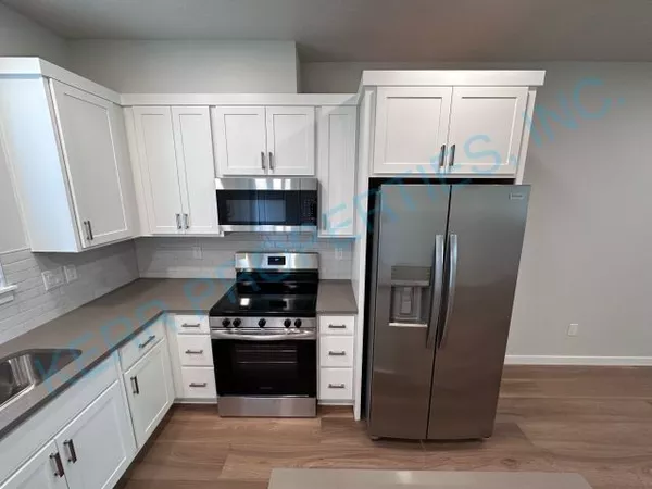 3 bedrooms apartment for rent in Foster-Powell - SE Portland, Portland